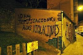 Pintada contra las agresiones sexuales en la ciudad.