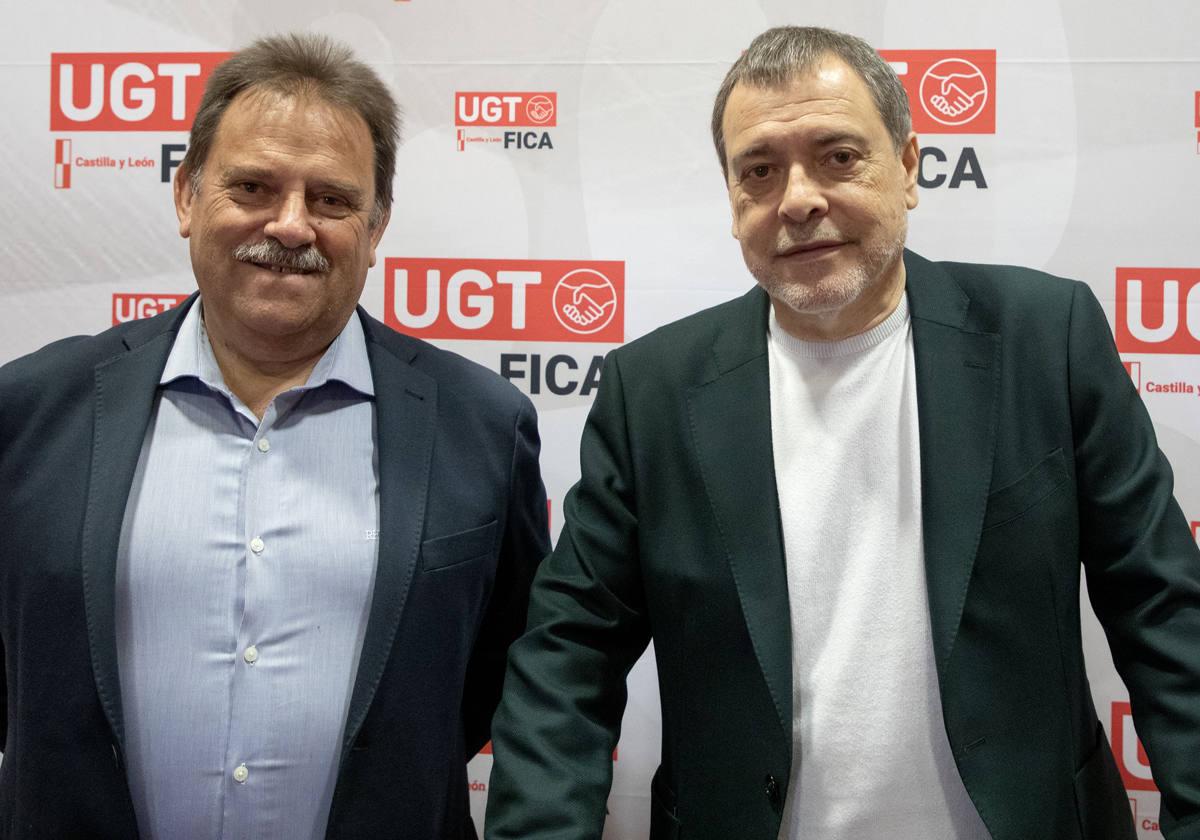 Mariano Hoya (D), y el secretario general UGT Fica CyL,Miguel Ángel Gutiérrez (I).