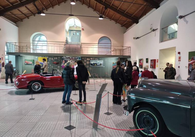El Museo de Automoción presenta la primera exposición de arte dedicada al automóvil