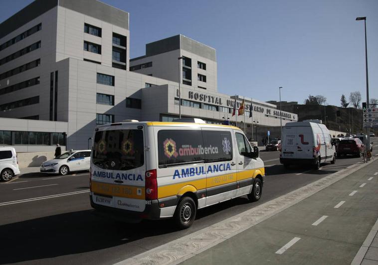 El Comité de Empresa de Ambulancias continúa «encerrado» y la concesionaria del servicio responde