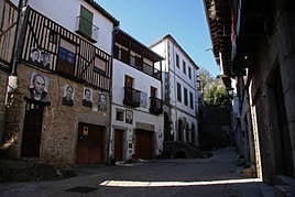 Municipio de Mogarraz en la Sierra de Francia.
