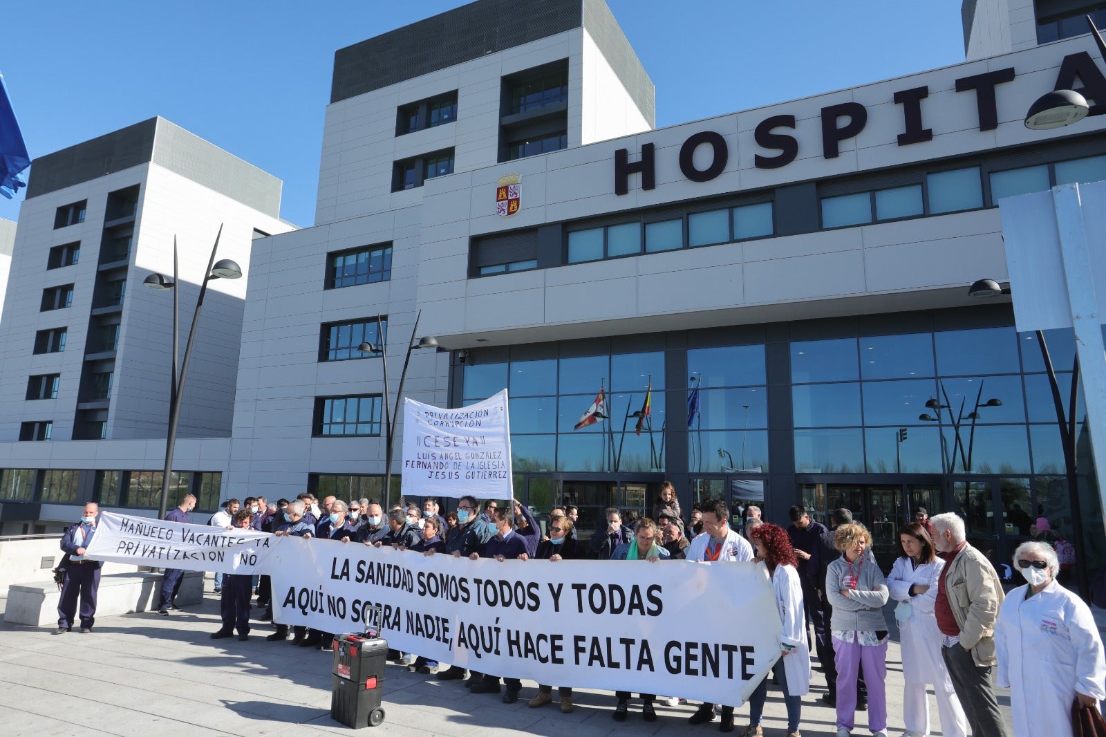 Concentración de los trabajadores de mantenimiento contra la privatización
