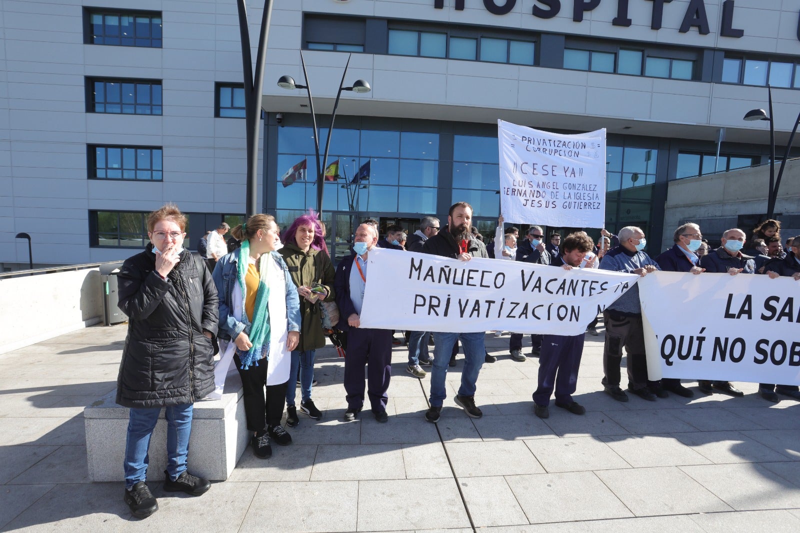 Concentración de los trabajadores de mantenimiento contra la privatización