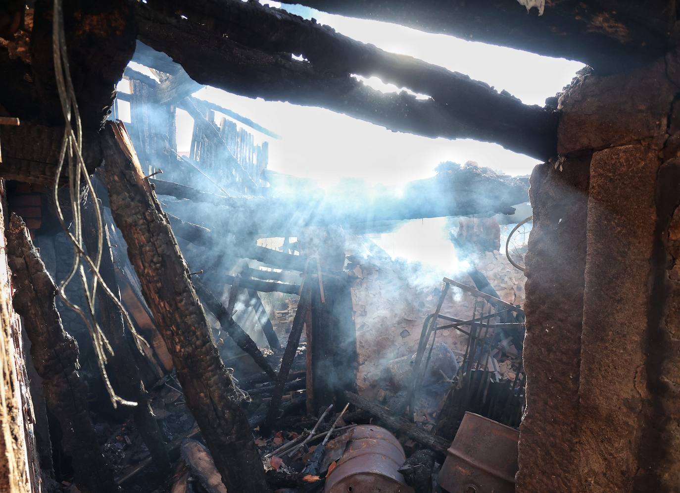 Extinguido el voraz fuego de La Alberca