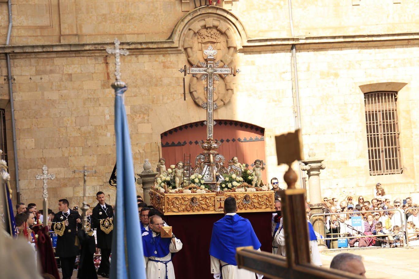 El tradicional Encuentro culmina la Semana Santa salmantina