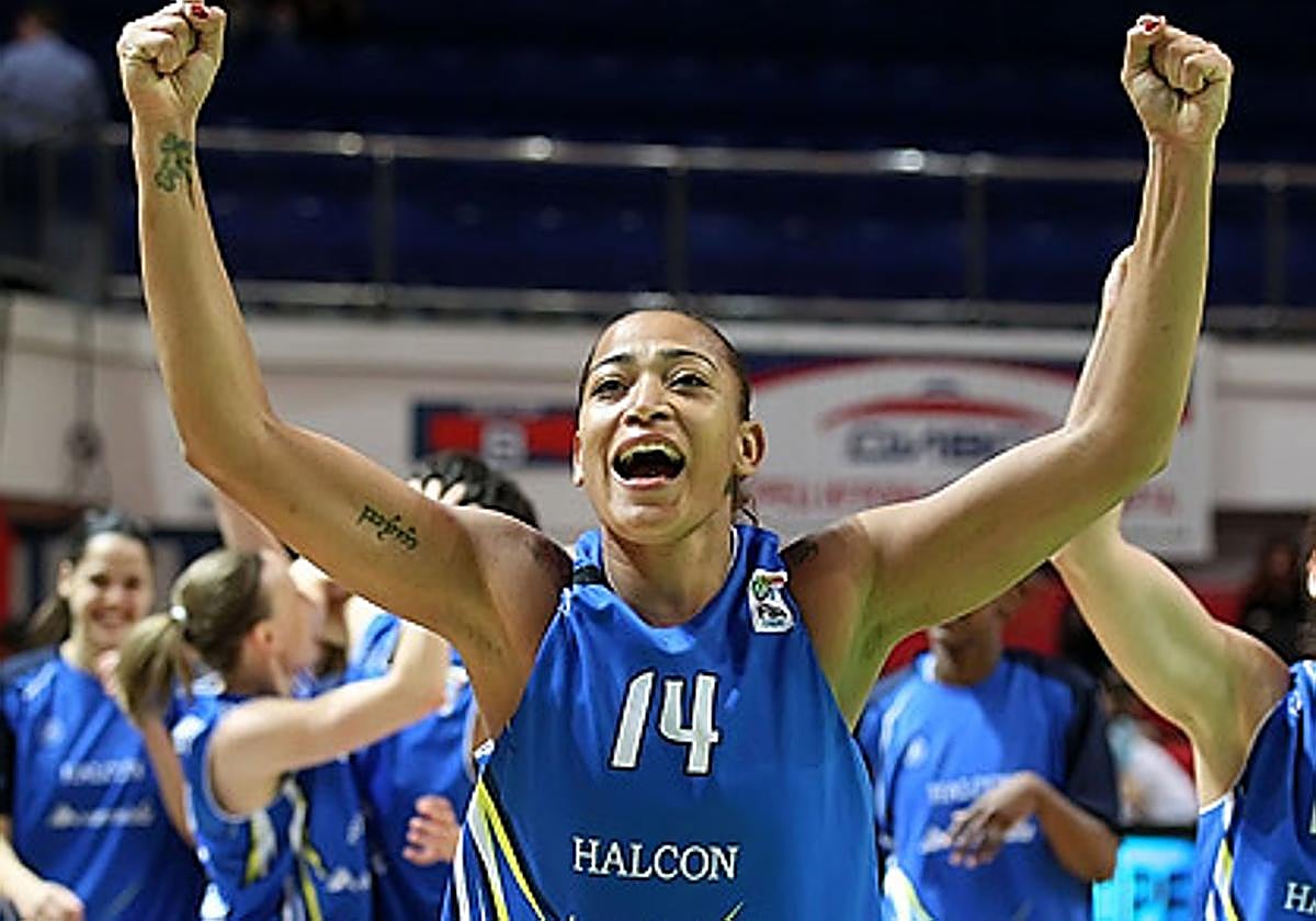 Erika de Souza, en Ekaterimburgo en 2011 cuando Avenida se proclamó campeón de Europa.