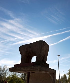 Imagen secundaria 2 - La asociación no está de acuerdo con ubicar el centro de recepción de turistas en la Fonda de la Veracruz y quiere un edificio nuevo junto a las dársenas, además quiere carteles explicativos para el verraco y otros elementos históricos.