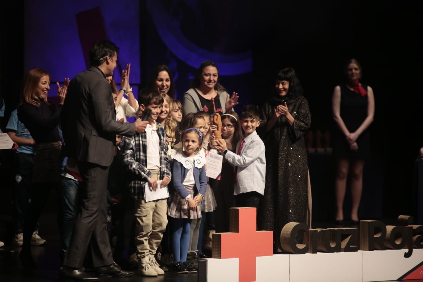 La solidaridad con Ucrania brilla en la gala de Cruz Roja