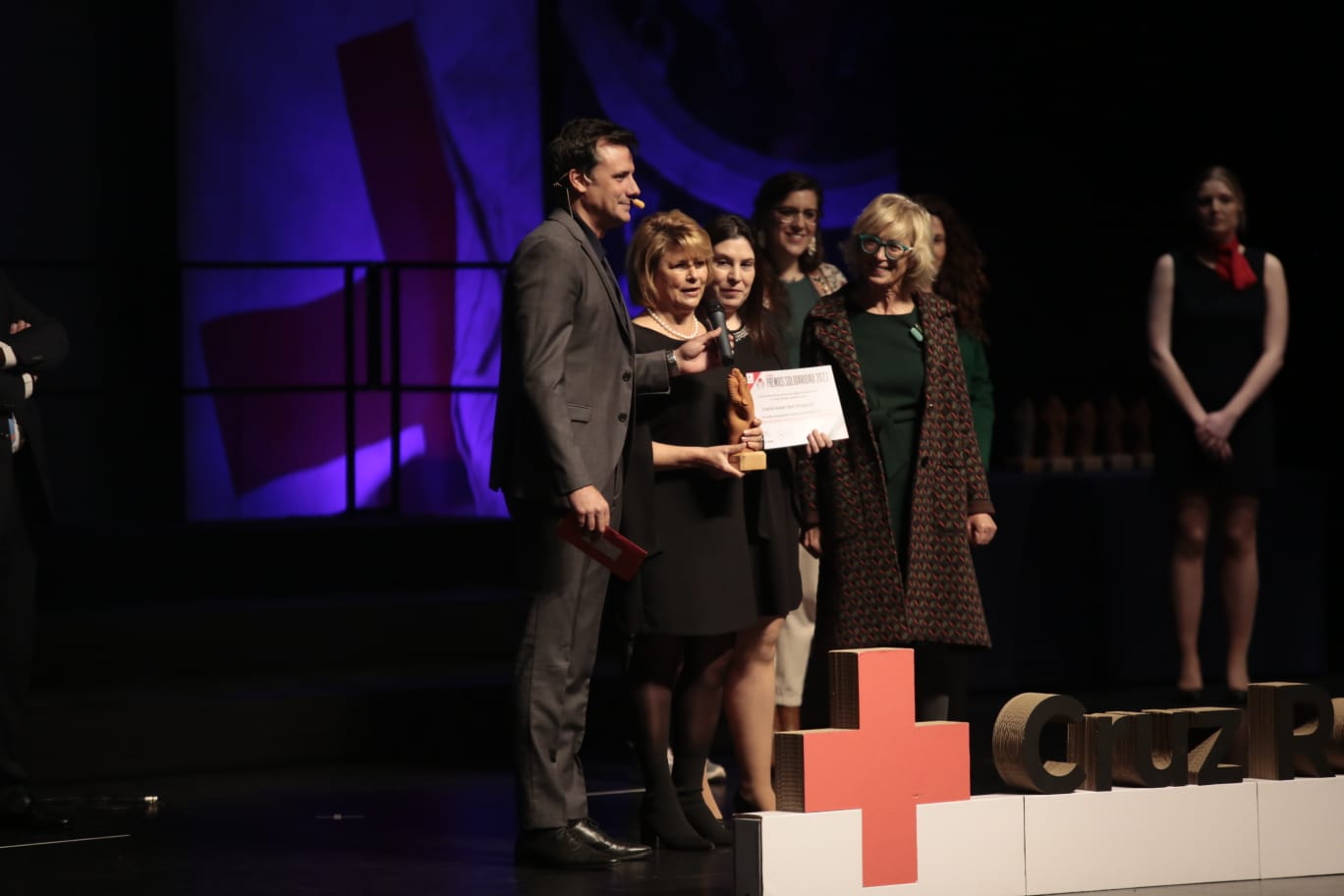 La solidaridad con Ucrania brilla en la gala de Cruz Roja