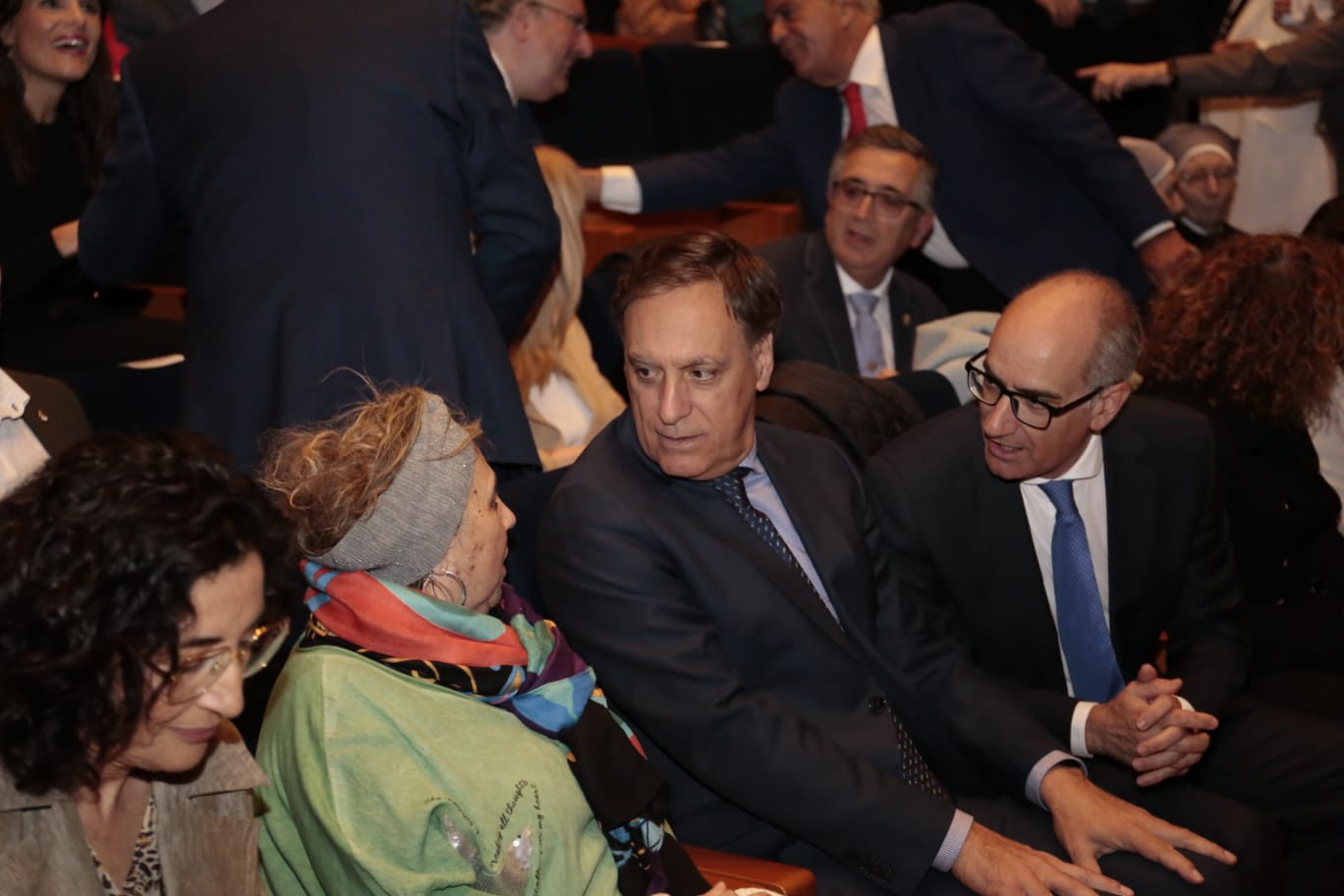 La solidaridad con Ucrania brilla en la gala de Cruz Roja