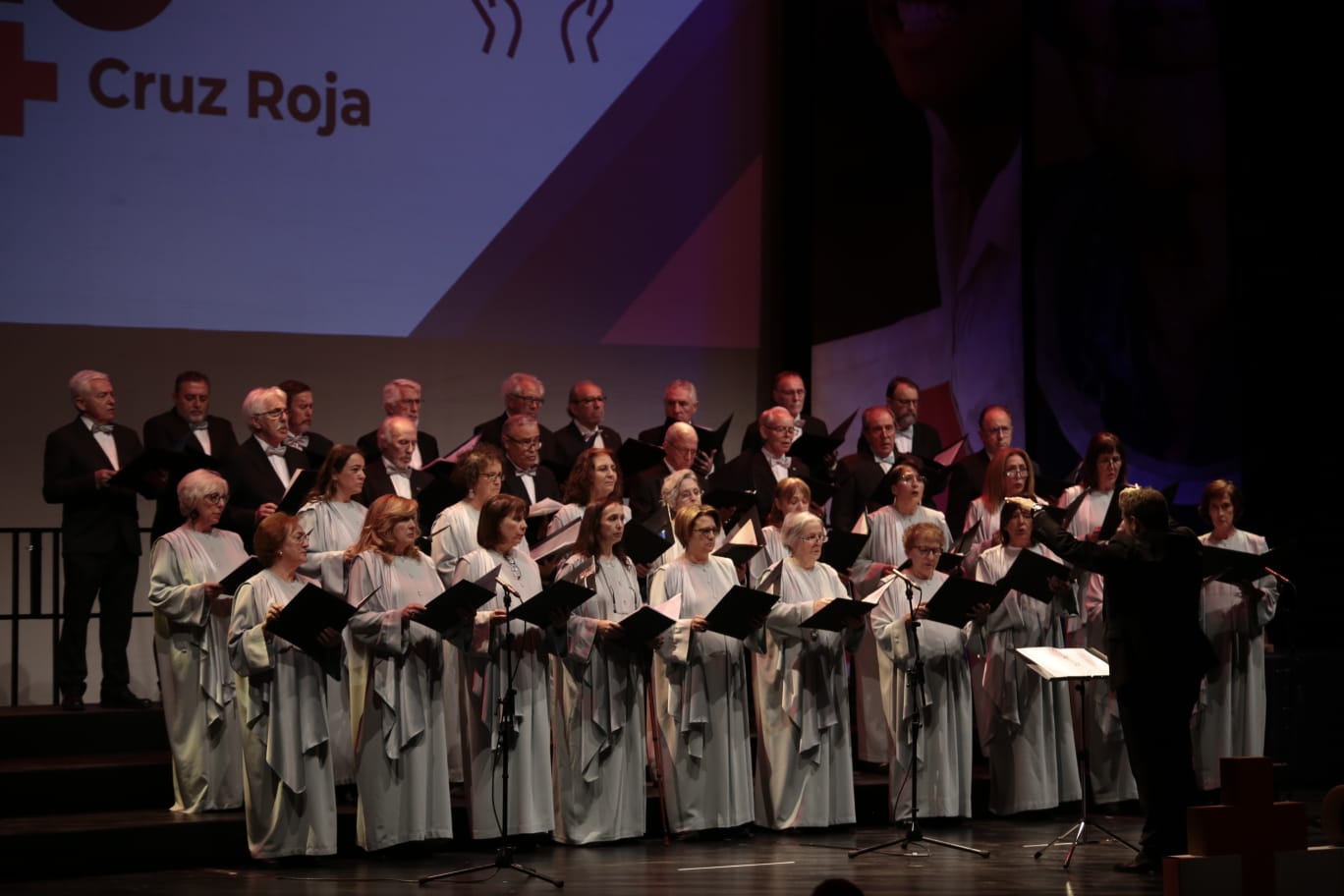 La solidaridad con Ucrania brilla en la gala de Cruz Roja