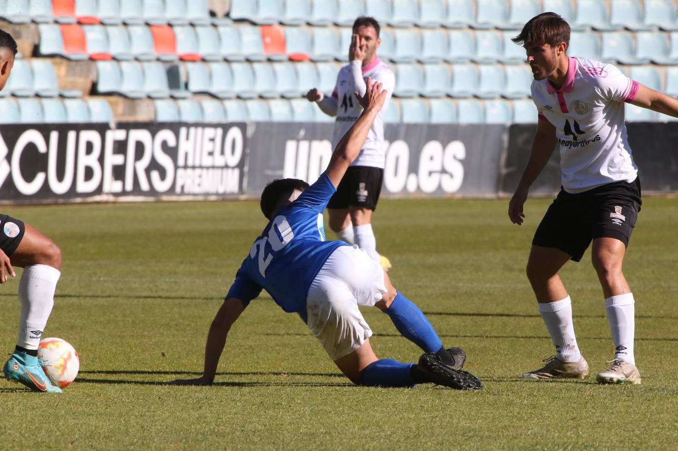 Victoria del Salamanca UDS ante el Unami en la penúltima jornada del Grupo VIII de Tercera RFEF