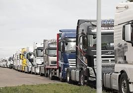 Imagen de archivo de unos camiones.