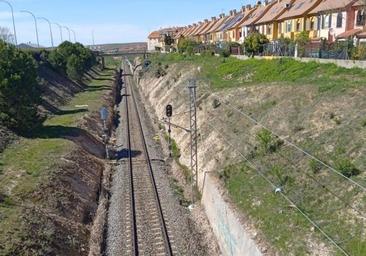 El tramo desde Plasencia y el tren con Portugal por Salamanca vuelven al Congreso