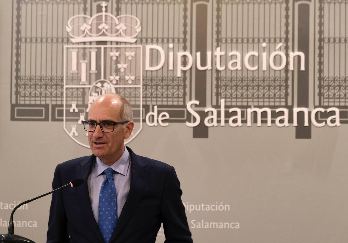 Javier Iglesias, en un acto en la Diputación de Salamanca.