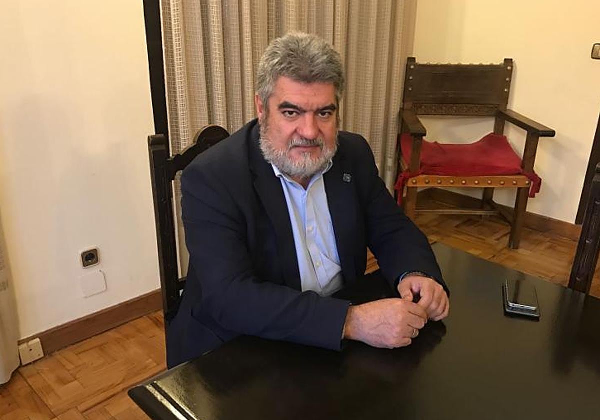 Juan Tomás Muñoz, durante su etapa como alcalde de Ciudad Rodrgio.