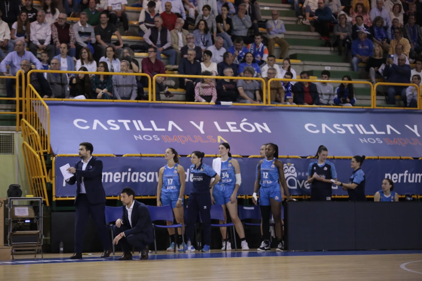 Avenida vence con comidad a Cadí La Seu para acceder a semis