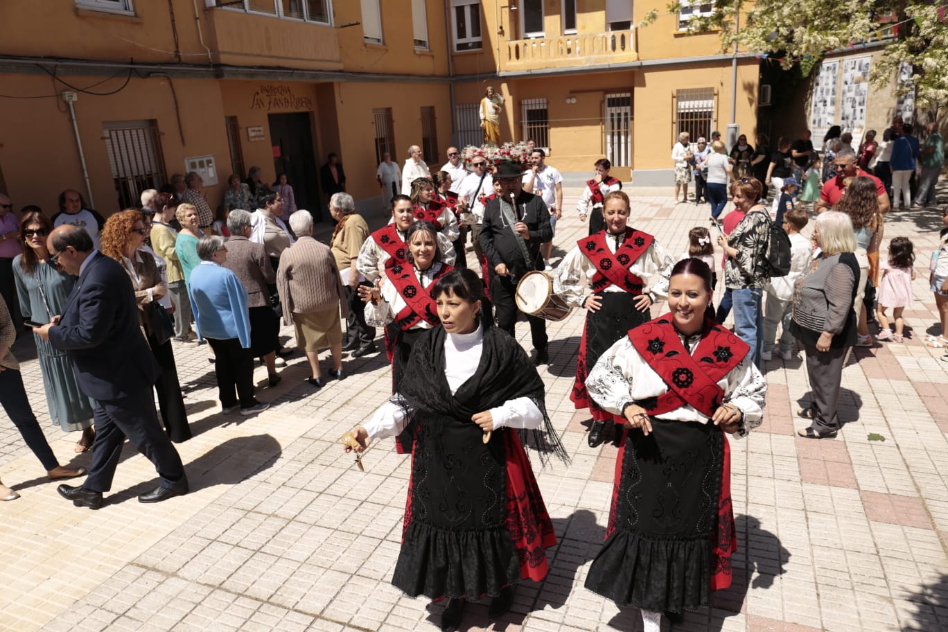 Actos festivos de la Asociación de Vecinos de Ciudad Jardín