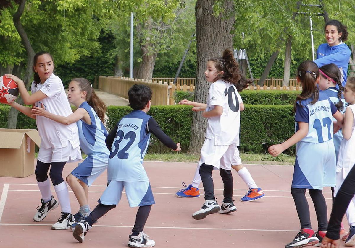 Una edición anterior del Día del Minibasket en Salamanca.