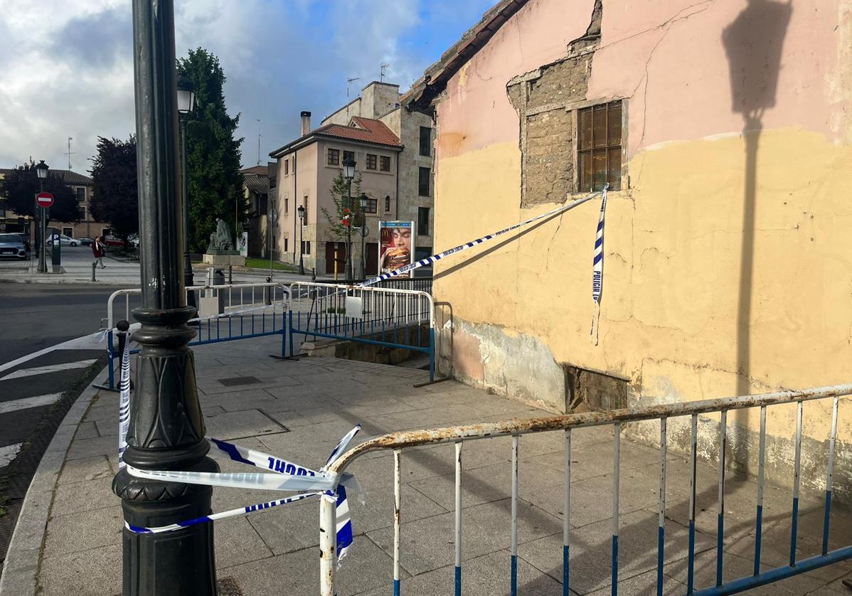 La casa que presenta riesgo de derrumbe.