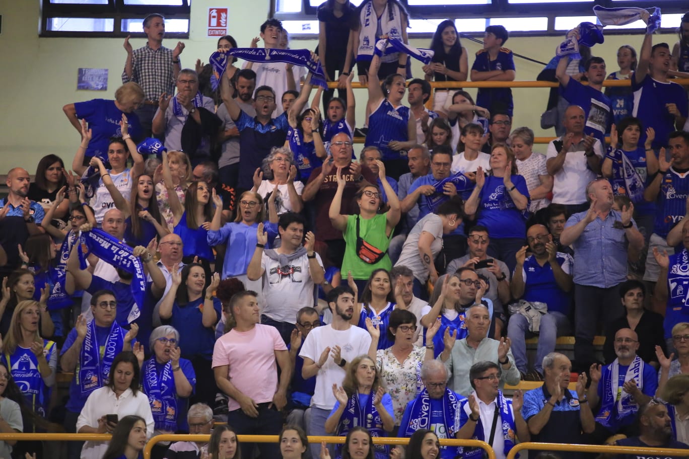 Final de liga entre Perfumerías Avenida y el Valencia Basket