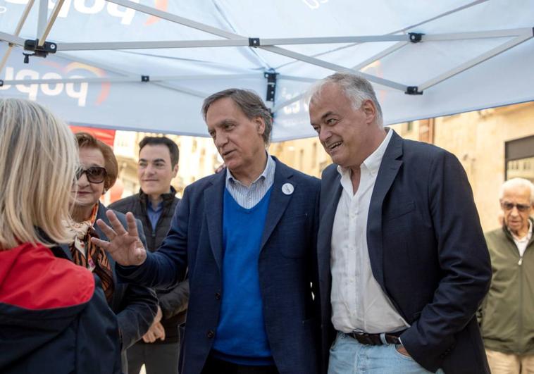 Carbayo junto a González Pons en la carpa del Partido Popular.