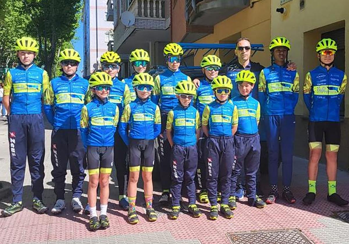 Representantes de la Escuela de Ciclismo Salmantina.