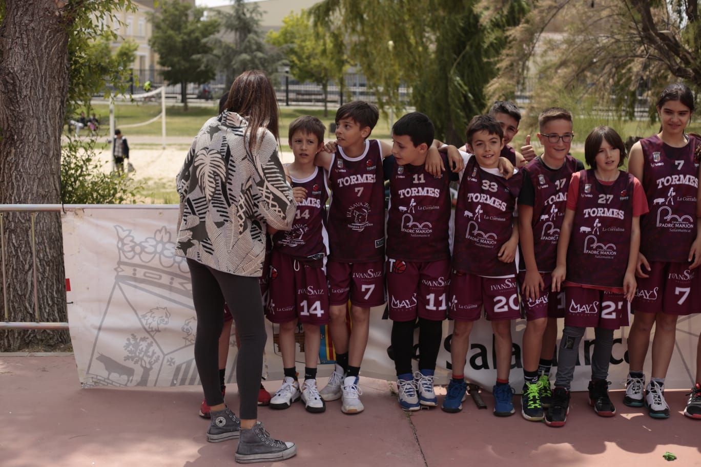 El Día del MiniBasket reúne a 800 chavales en Jesuitas