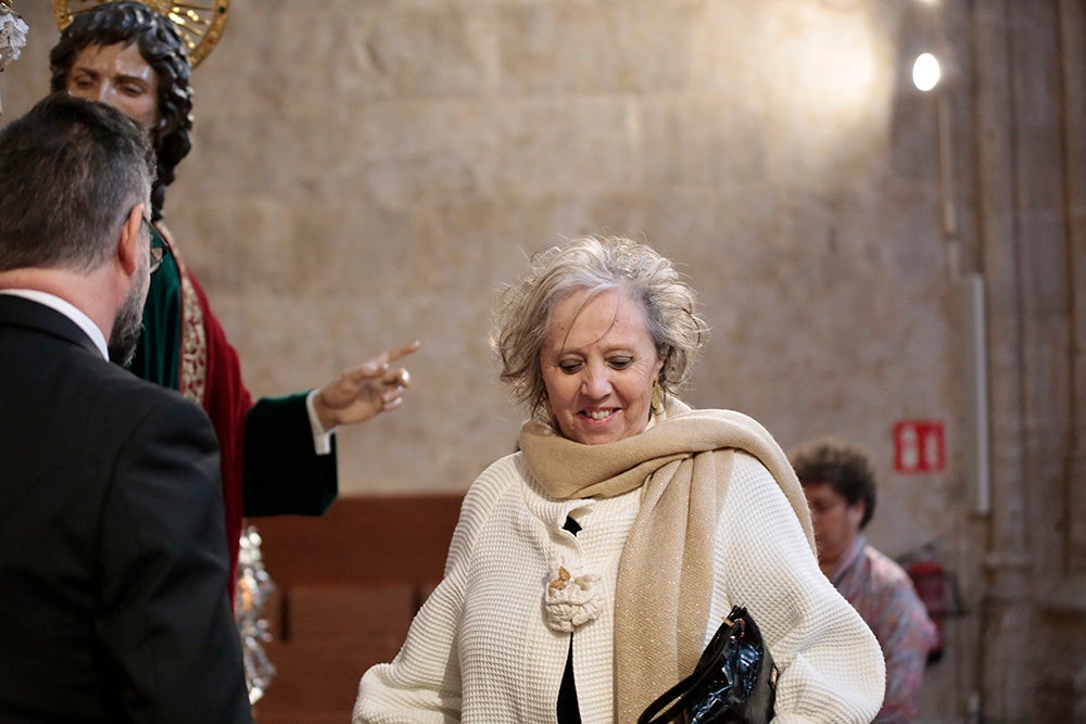 La Cofradía del Rosario celebra la llegada de la «Sacra Conversación» a la Pasión charra