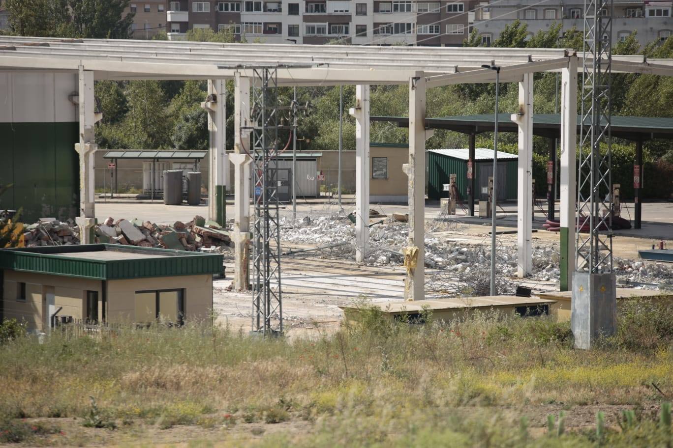 El polémico parque de maquinaria junto al Tormes ya es historia