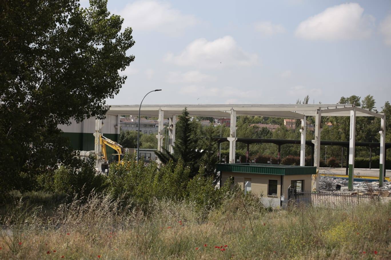 El polémico parque de maquinaria junto al Tormes ya es historia