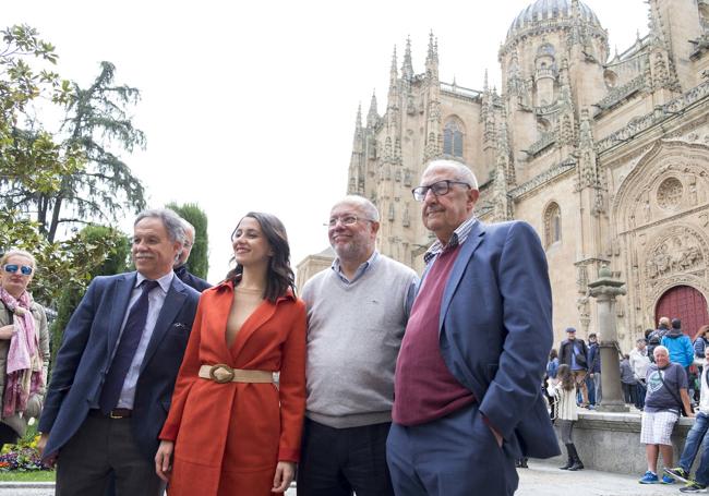 Mirón, Arrimadas e Igea, en un acto en la plaza de Anaya.