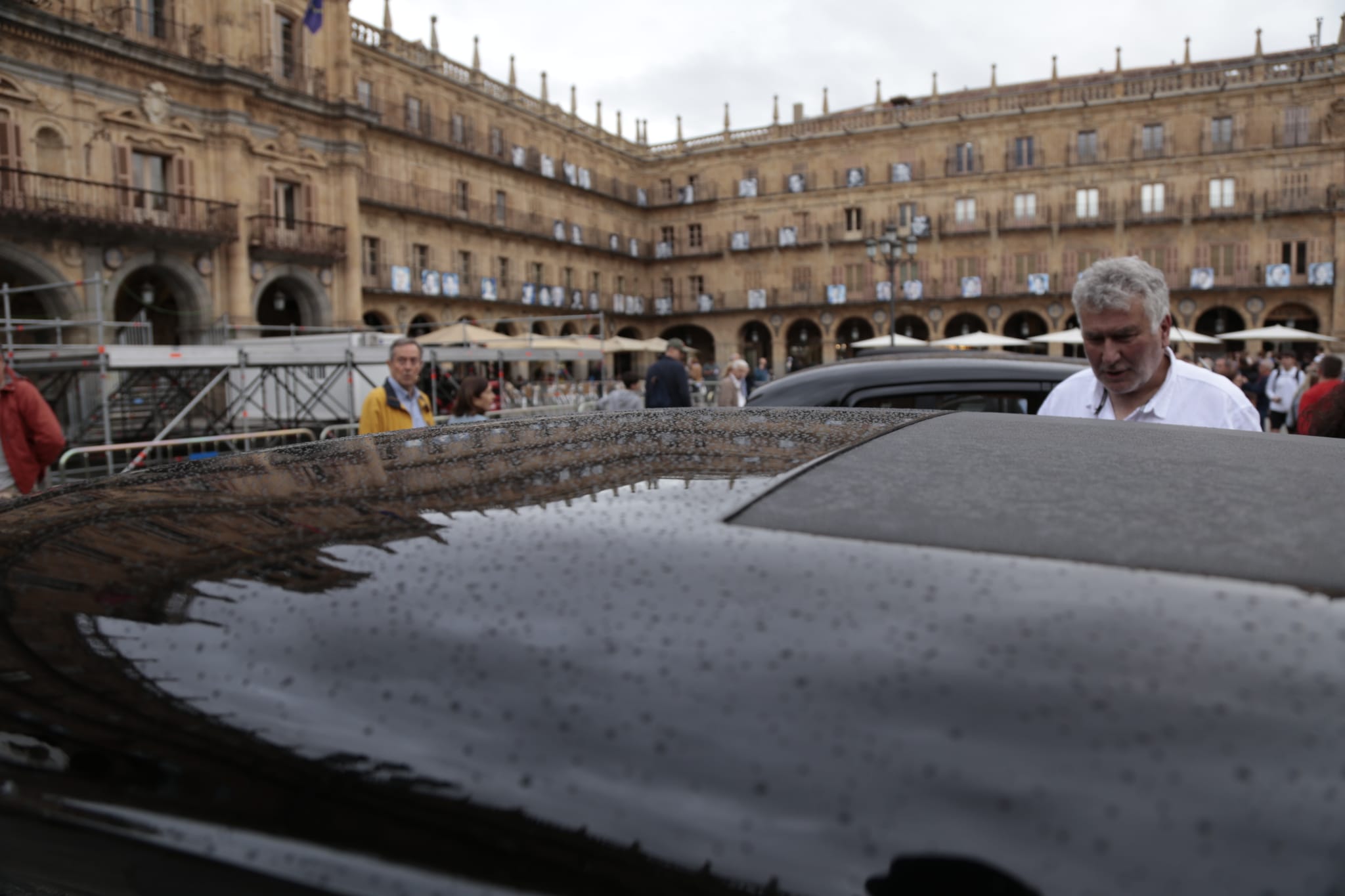 Los coches de la 25º edición del Rally Protagonistas llegan a Salamanca