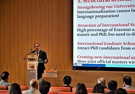 El CEO de HACU, Antonio R. Flores, durante su intervención.