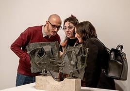 Exposición de obras de Venancio Blanco.