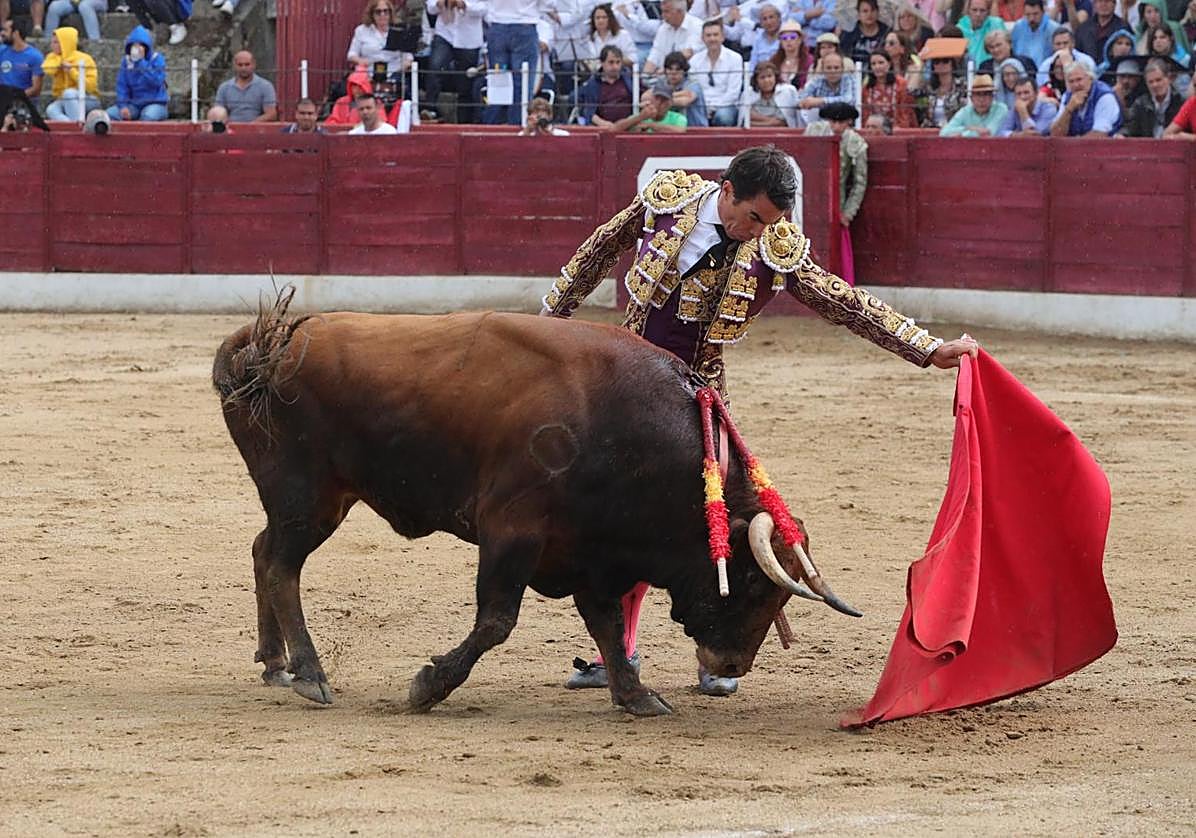 Apoteósica despedida de López Chaves en Ledesma
