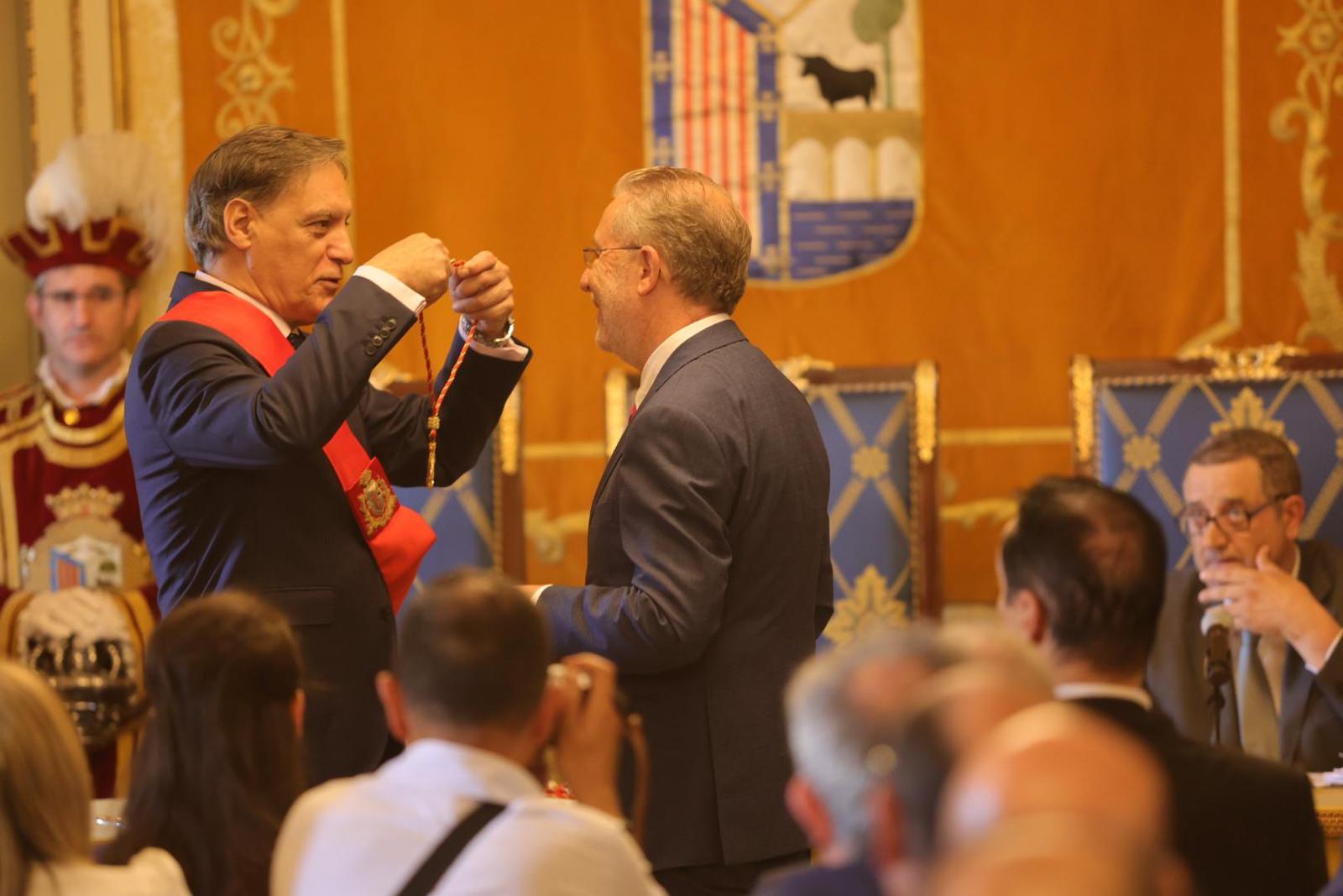 Carlos García Carbayo ya es alcalde de Salamanca