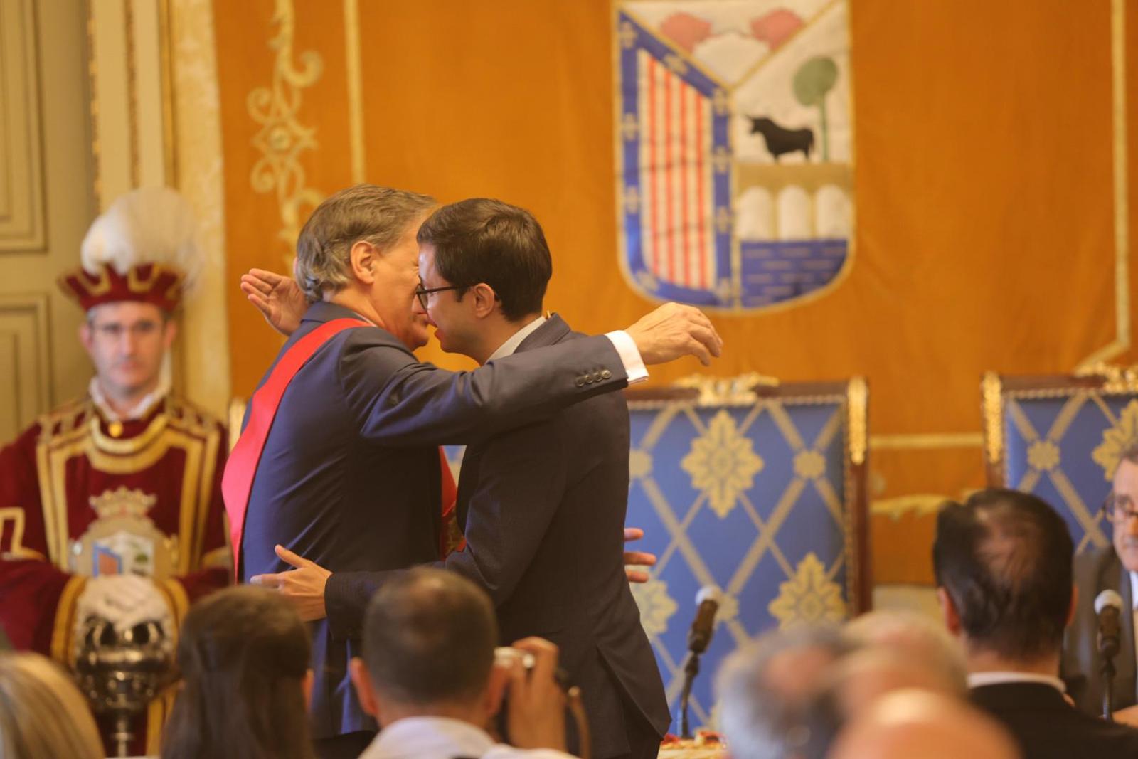 Carlos García Carbayo ya es alcalde de Salamanca