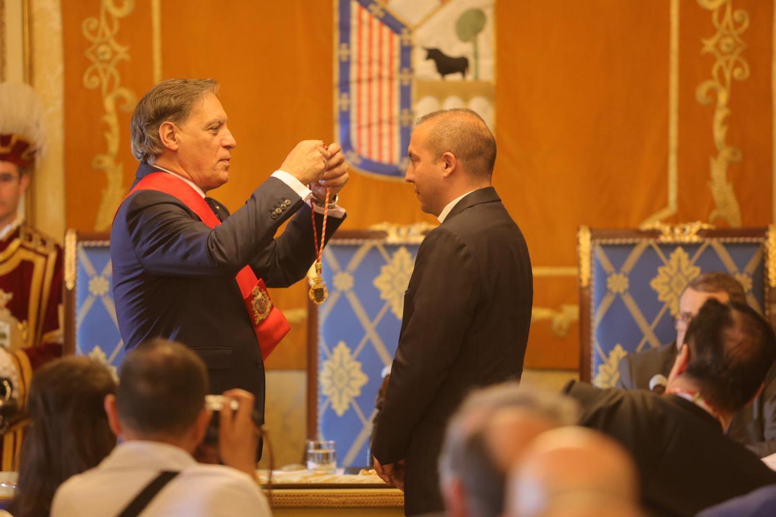 Carlos García Carbayo ya es alcalde de Salamanca