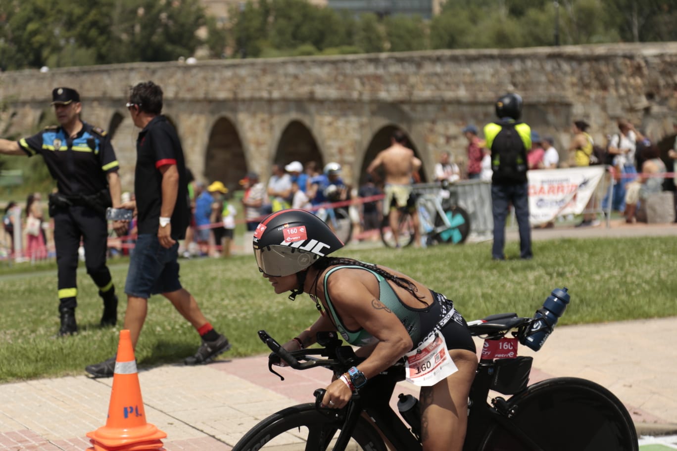 Casi 1.000 participantes en el Campeonato de España de Triatlón y Aquabike MD Salamanca 2023