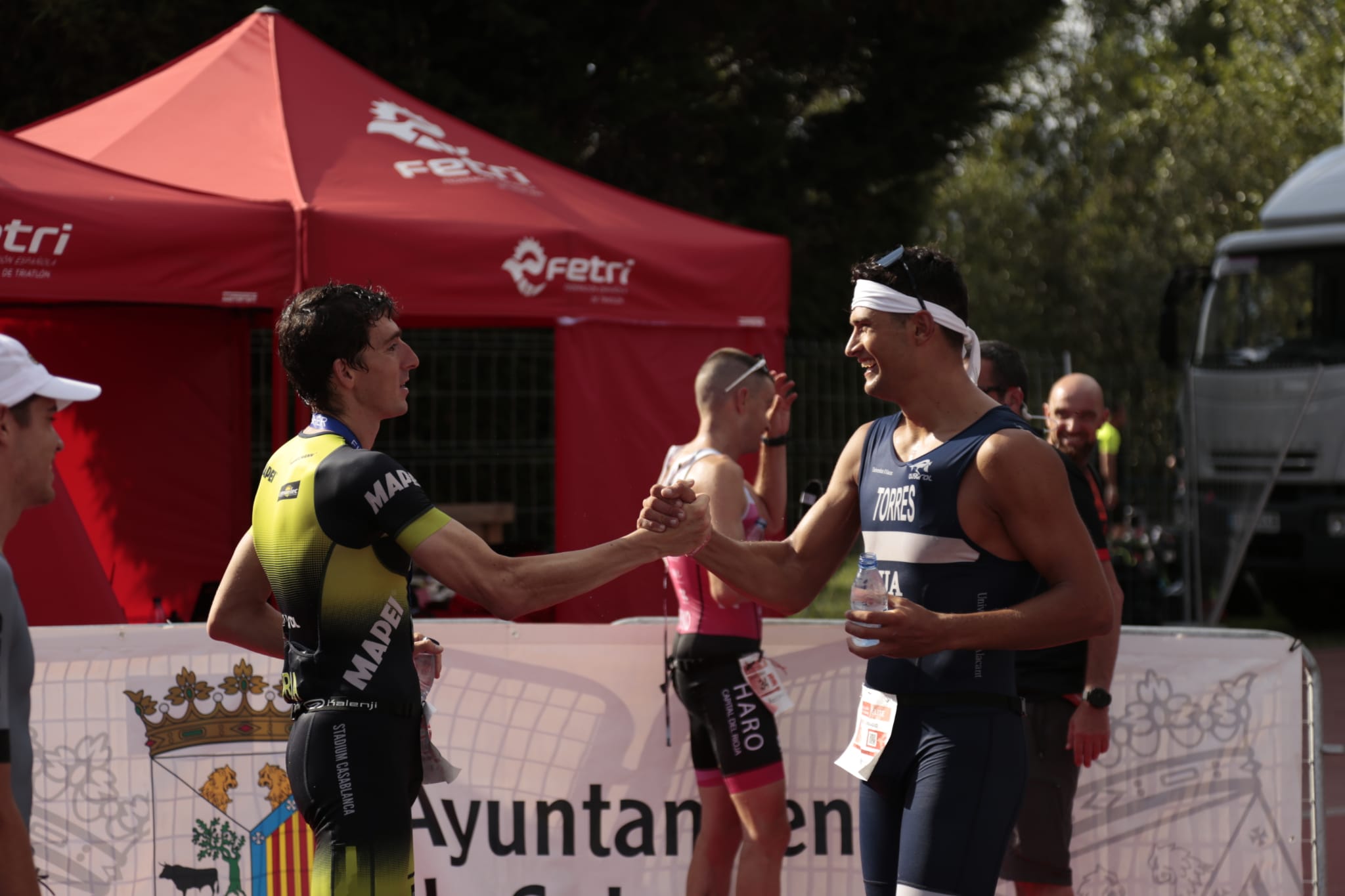 Casi 1.000 participantes en el Campeonato de España de Triatlón y Aquabike MD Salamanca 2023