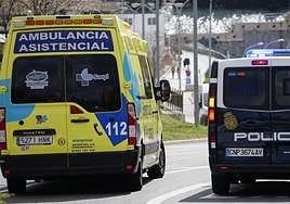 Atrapado en una pierna tras sufrir un accidente con su camión en Alba de Tormes