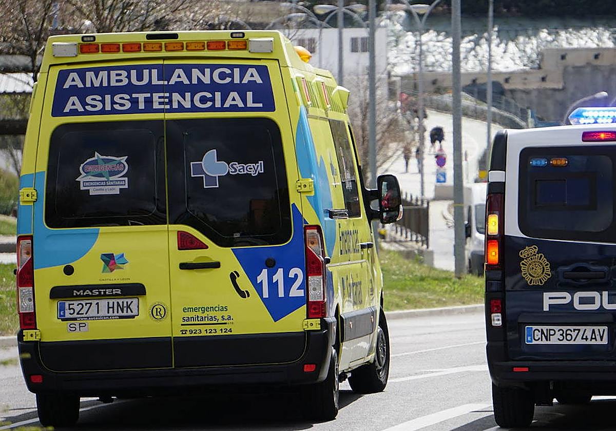 Atrapado en una pierna tras sufrir un accidente con su camión en Alba de Tormes