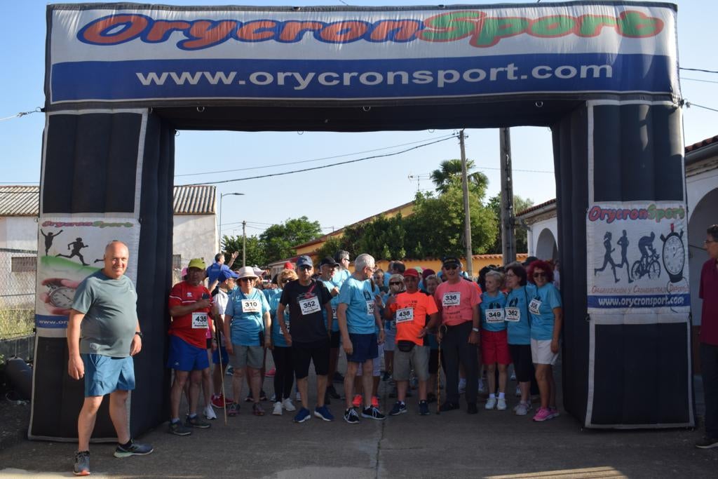 Un centenar de corredores en la IX Carrera Popular Alba de Yeltes