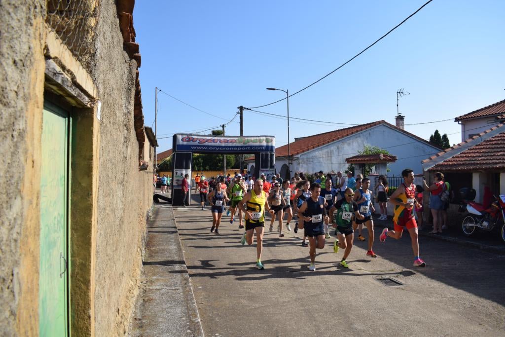 Un centenar de corredores en la IX Carrera Popular Alba de Yeltes