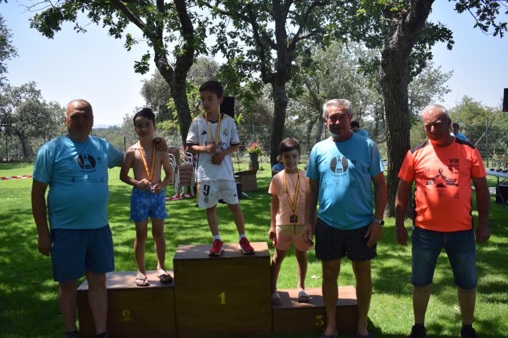 Un centenar de corredores en la IX Carrera Popular Alba de Yeltes