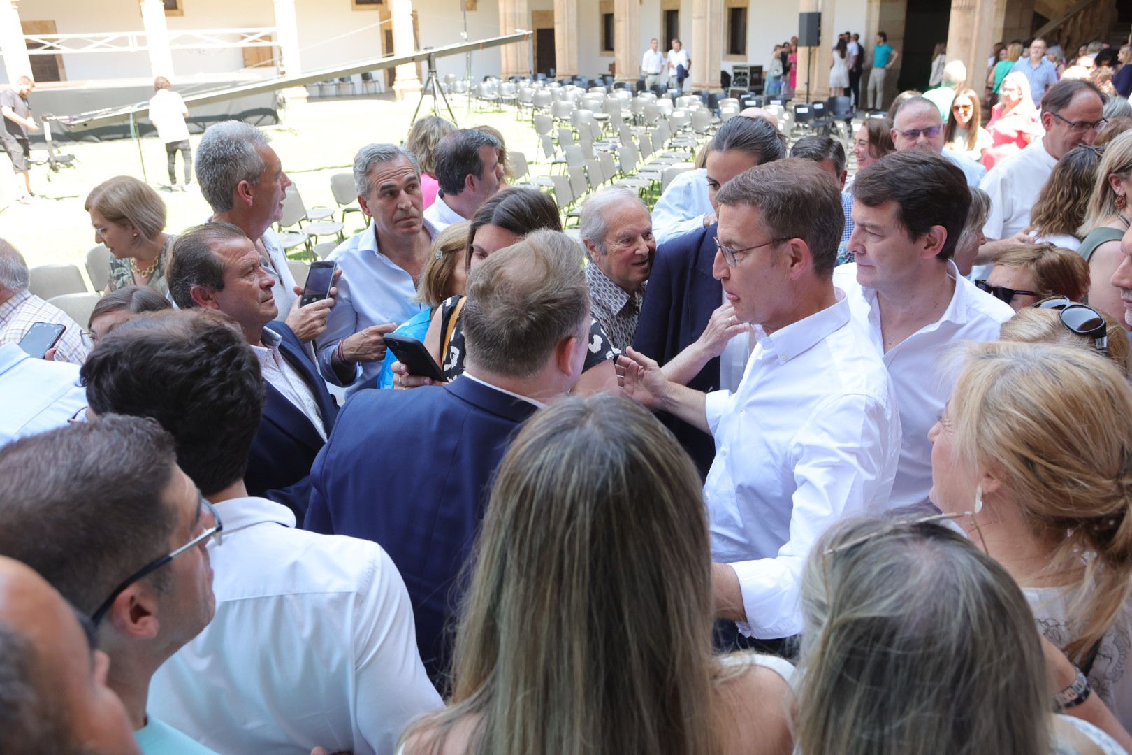 Feijóo visita Salamanca antes de la campaña electoral