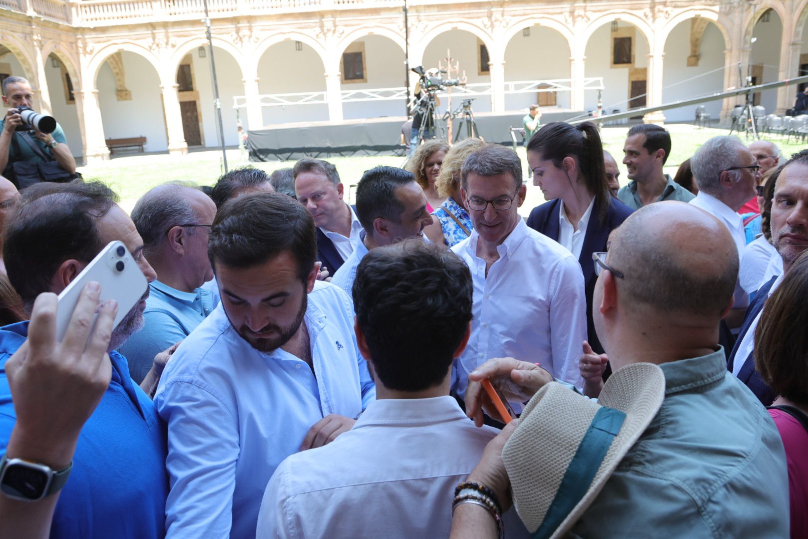 Feijóo visita Salamanca antes de la campaña electoral