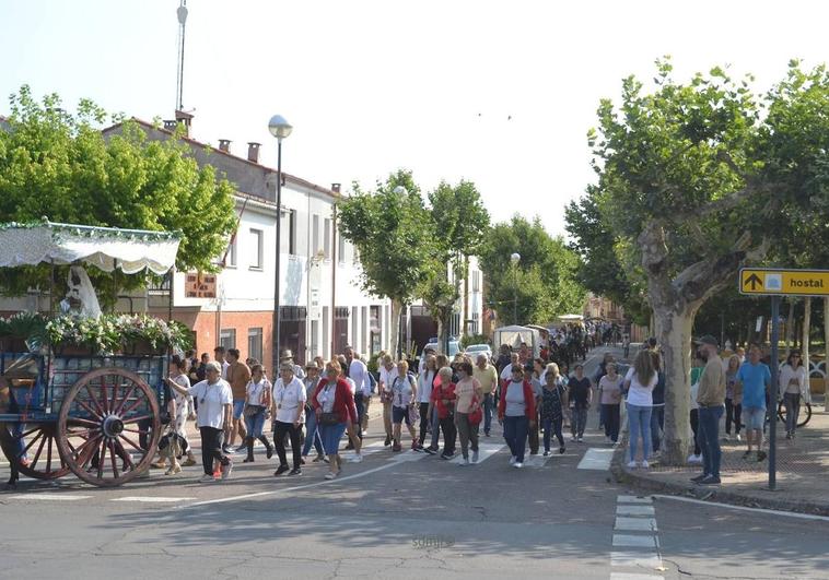 Ciudad Rodrigo cumple con la tradición y los romeros ya caminan hacia la Peña de Francia