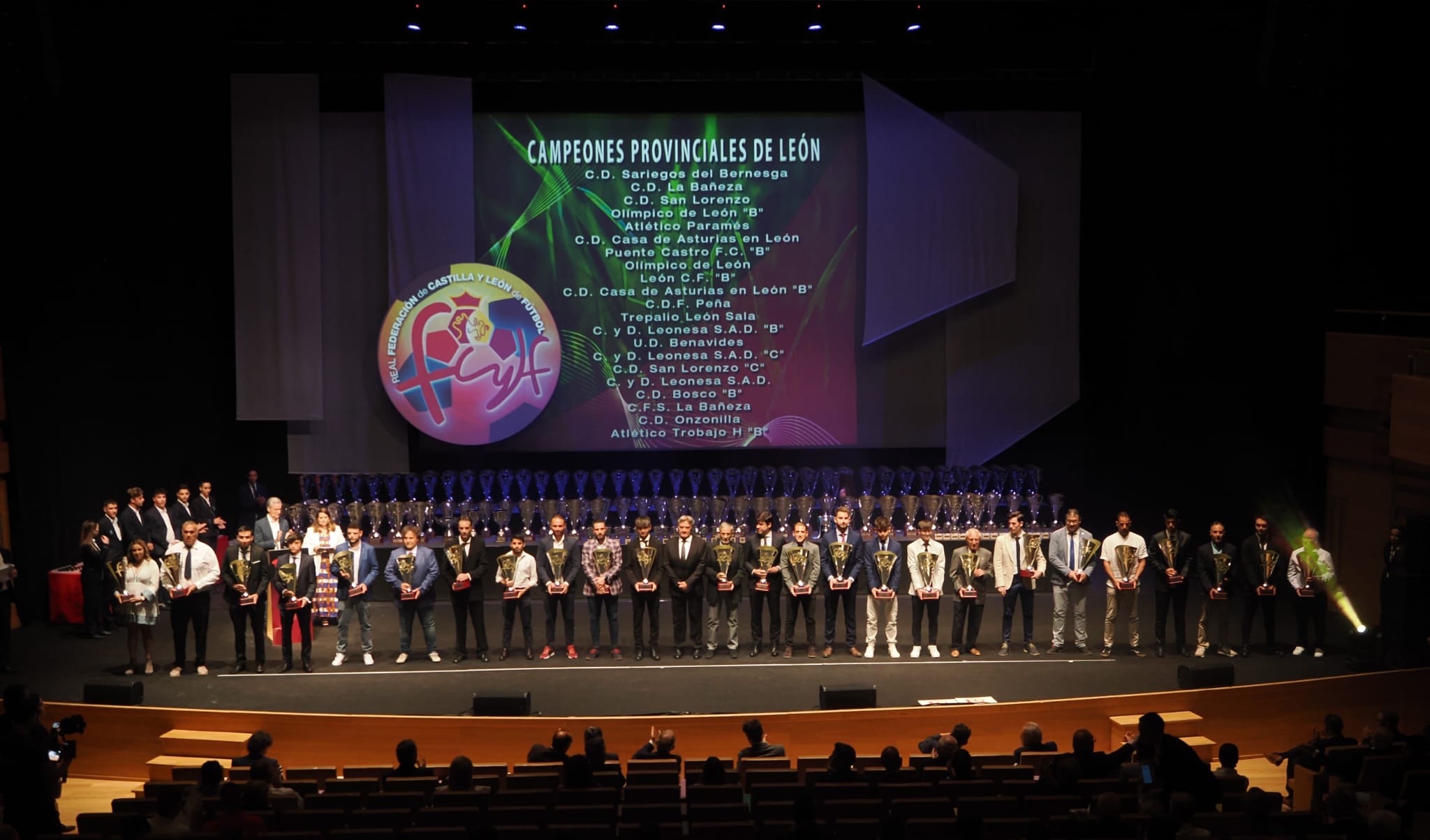 Entrega de trofeos a los Campeones RFCYLF 2022/23